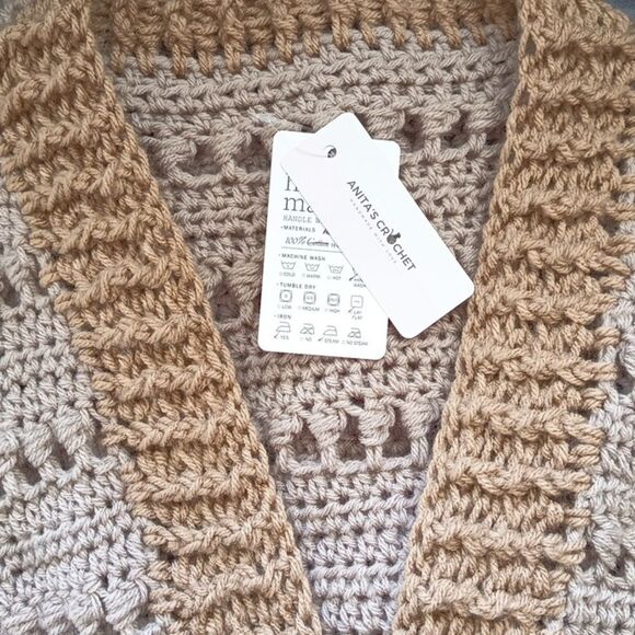 🧶Crochet Oversized Tan Sweater Unisex - Picture 5 of 5